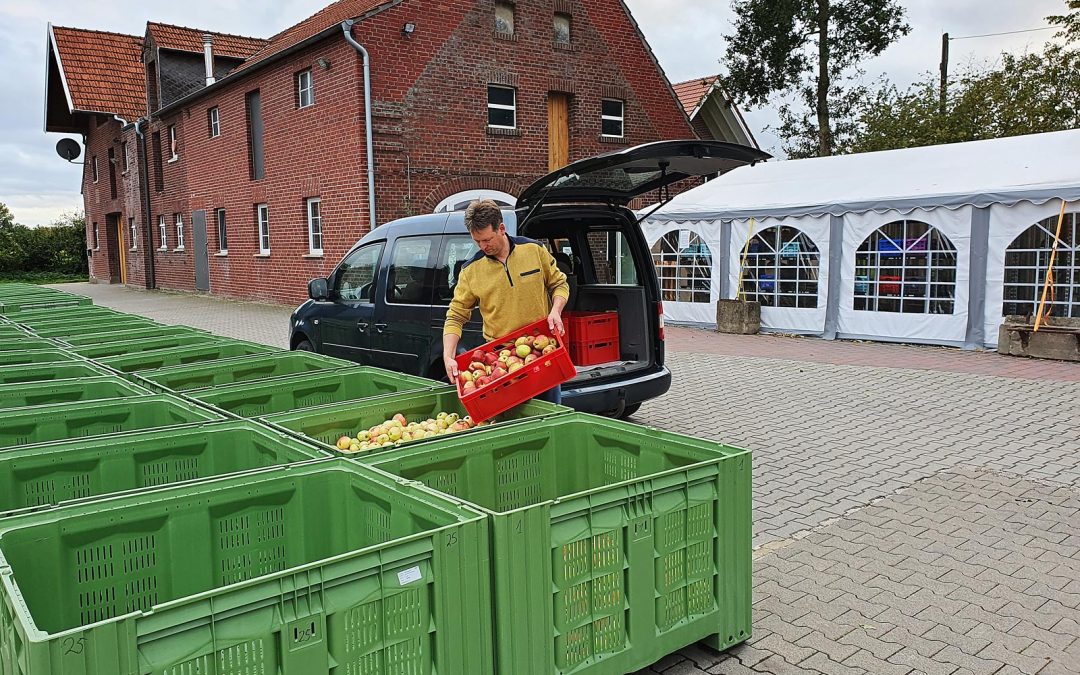 Mosterei Post Altenberge - Die Apfel Anlieferung