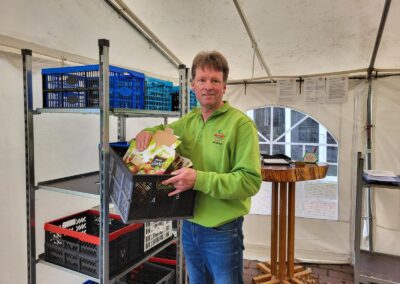 Die Karton Abgabe